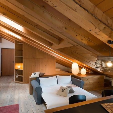 Appartamento Jardin Des Alpes. La Thuile Bagian luar foto