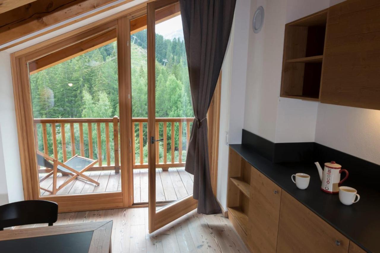Appartamento Jardin Des Alpes. La Thuile Bagian luar foto